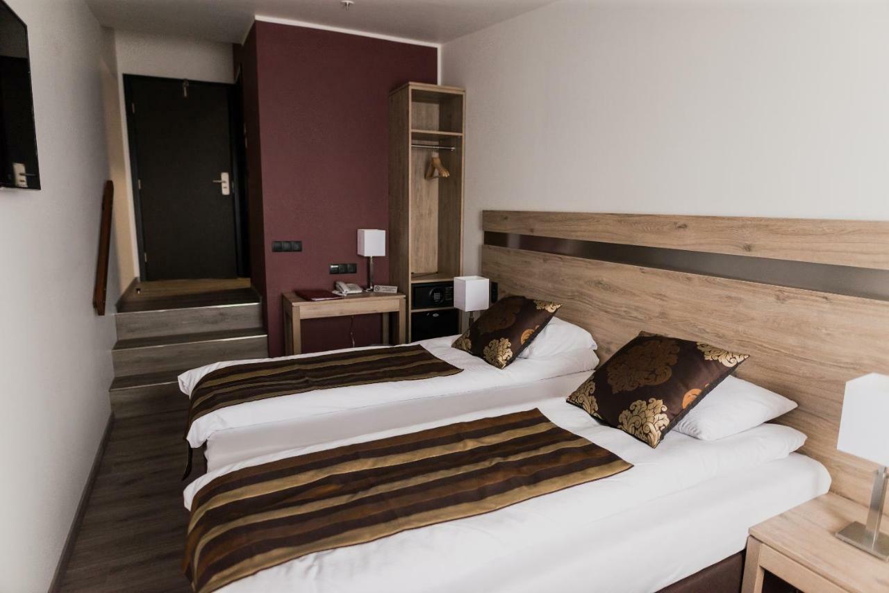 Hotel Duus By Keflavik Airport 외부 사진