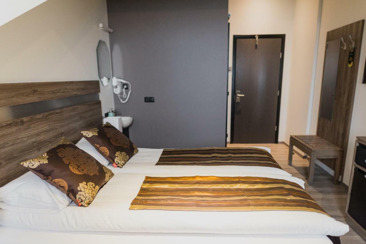Hotel Duus By Keflavik Airport 외부 사진